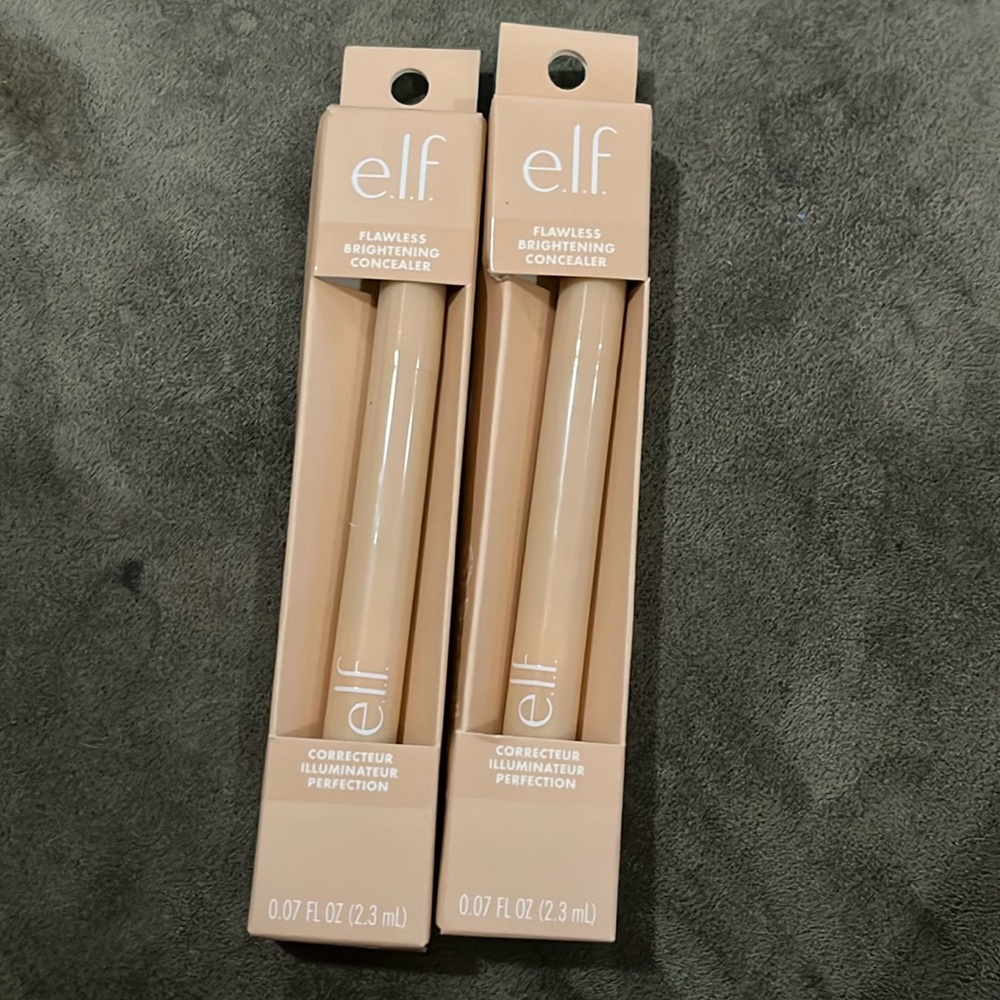 Elf flawless brightening concealer. Illuminating correcting concealer.